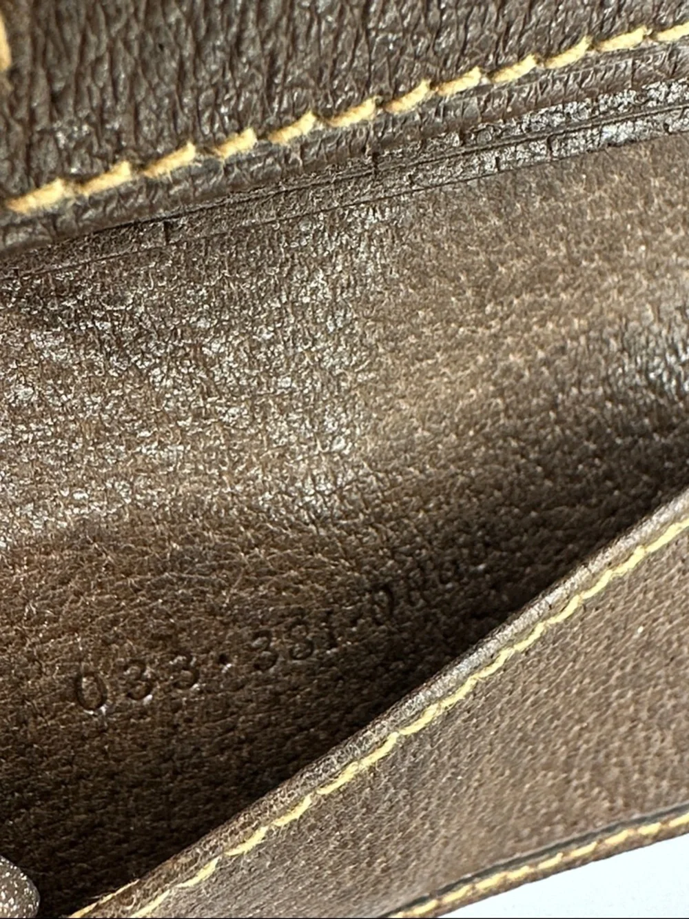 Gucci Beige and Brown GG Canvas Key Wallet with Gold Logo - Picture 7 of 9